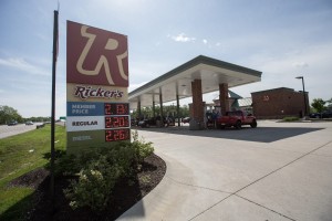 Pictured is the Ricker’s gas station at 3545 West County Road 450 on the south side of Columbus, Ind., Thursday, May 18, 2017. Suspects involved in a multi-county armed robbery spree from Indianapolis to Seymour robbed the Ricker’s station at 3 a.m. today. Mike Wolanin | The Republic Mike Wolanin | The Republic